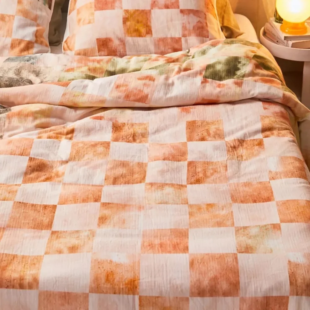 NWOT Urban Outfitters Watercolor Checkerboard Duvet Cover Full/Queen Z526-10